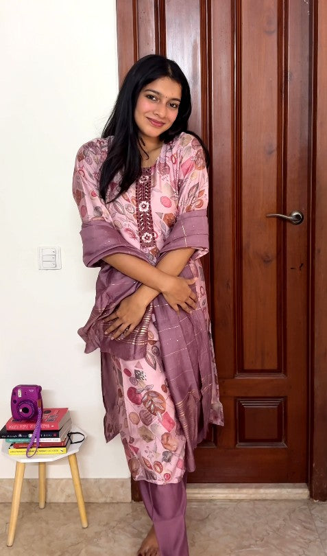 Lilac 3 Piece Kurta set